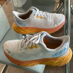 Hoka Arahi 6 Nimbus Cloud / Blanc De Blanc